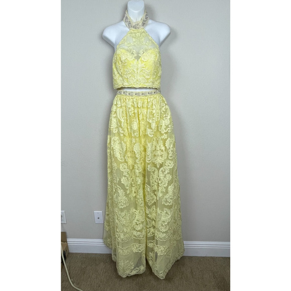 Sherri Hill 2 Piece Formal Dress Yellow Lace Beaded Halter Y2K Fairycore  Sz 6